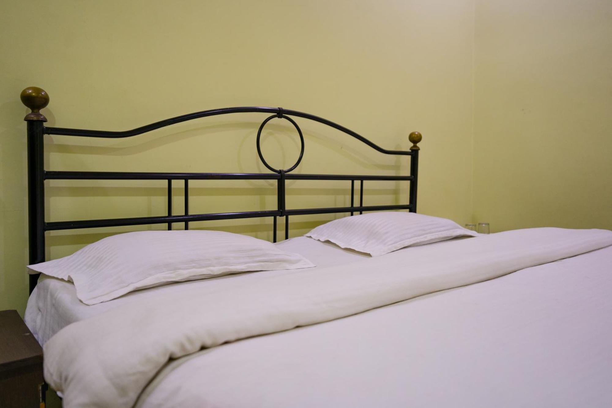 Hotel Girdhar Mahal อินดอร์ ภายนอก รูปภาพ